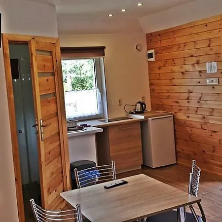 Pokojekajaki Dd ホームステイ スヲーネガシエ